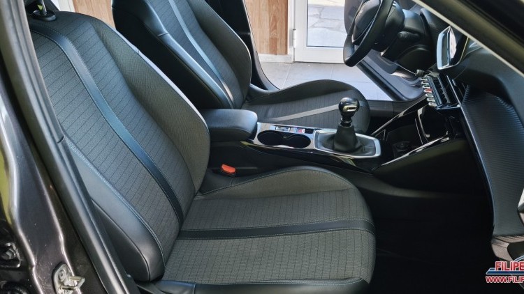 Peugeot 2008 1.5 BLUE HDI ALLURE