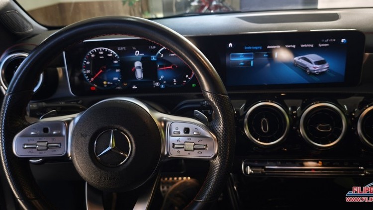 Mercedes-Benz Classe CLA 200 CDI PACK AMG
