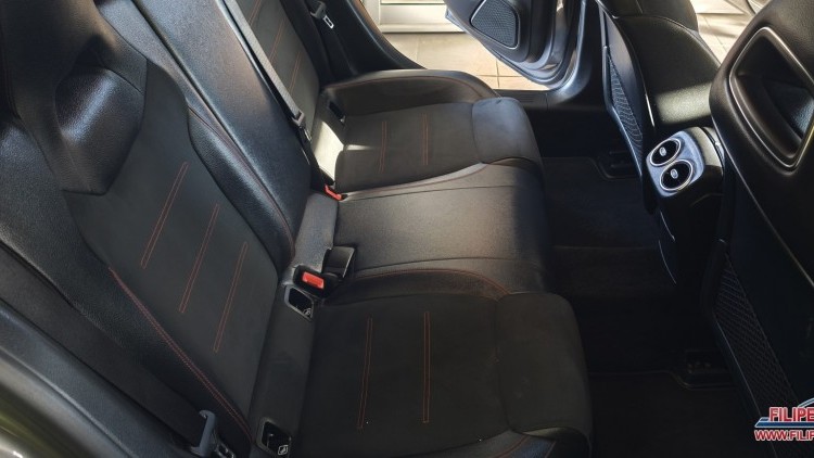 Mercedes-Benz Classe CLA 200 CDI PACK AMG