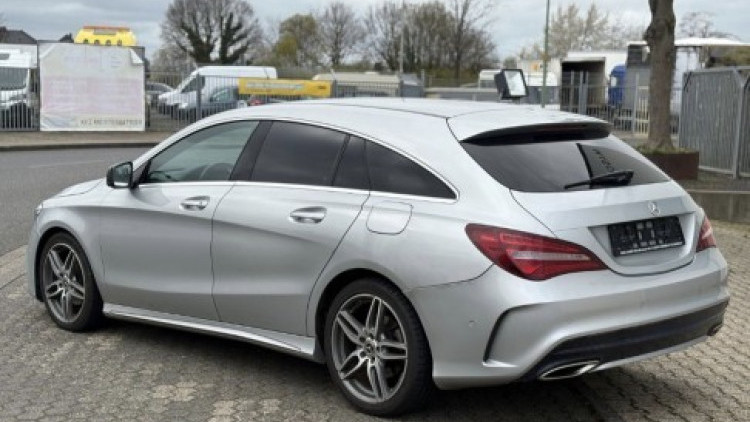 Mercedes-Benz Classe CLA 200 CDI PACK AMG