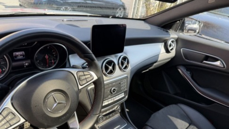 Mercedes-Benz Classe CLA 200 CDI PACK AMG