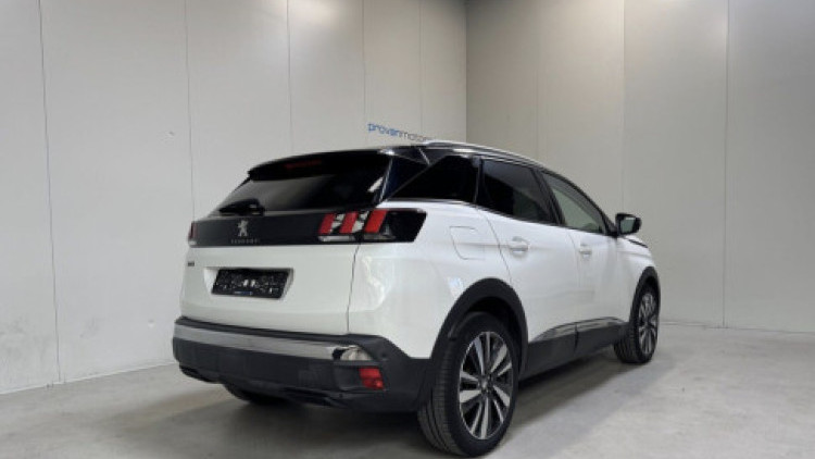 Peugeot 3008 1.5 HDI ALLURE