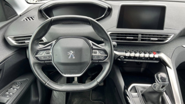 Peugeot 3008 1.5 HDI ALLURE