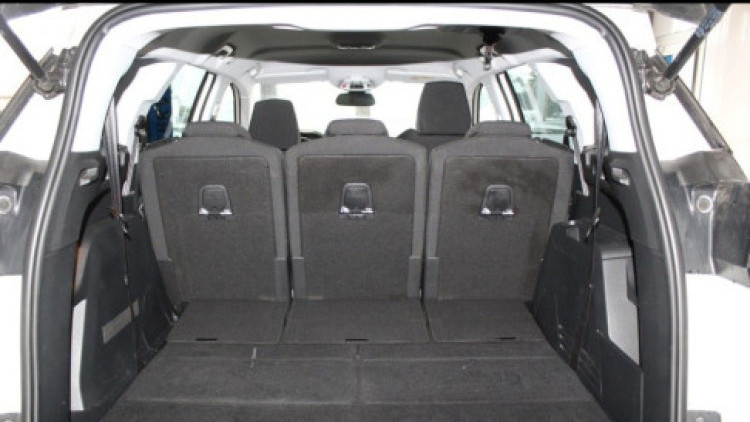 Peugeot 5008 1.5 HDI ALLURE