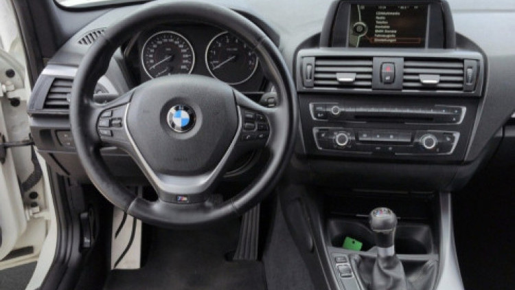 BMW S&eacute;rie 1 - 118 X-DRIVE PACK M