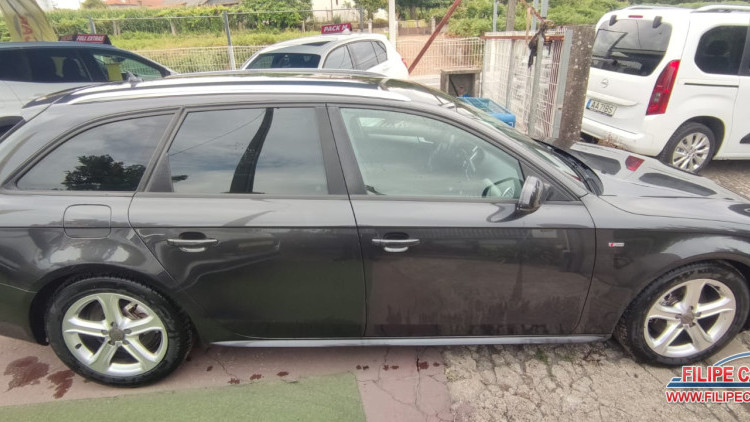 Audi A4 Avant 2.0 TDI S LINE