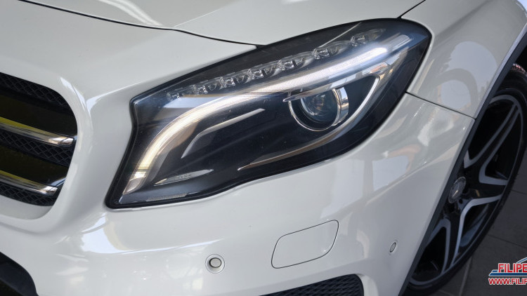 Mercedes-Benz Classe GLA 220 CDI 4 MATIC