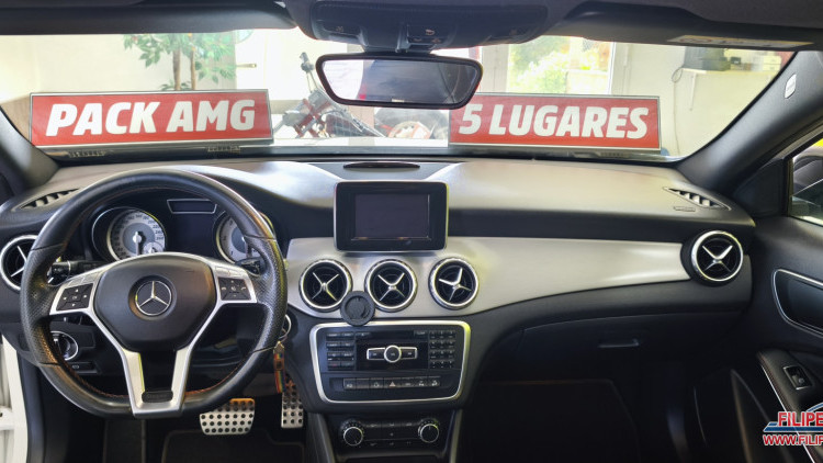 Mercedes-Benz Classe GLA 220 CDI 4 MATIC
