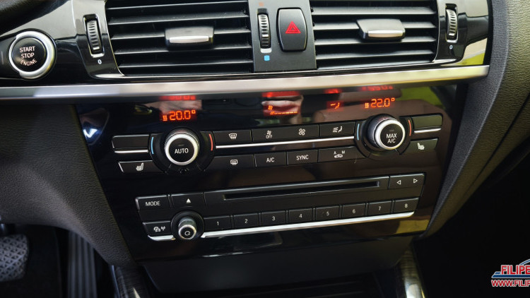 BMW S&eacute;rie X - X4 2.0 SPORT LINE