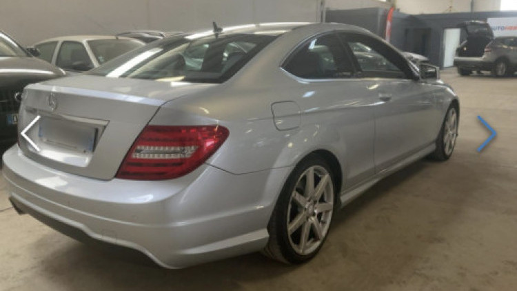 Mercedes-Benz Classe C 220 COUPE PACK AMG