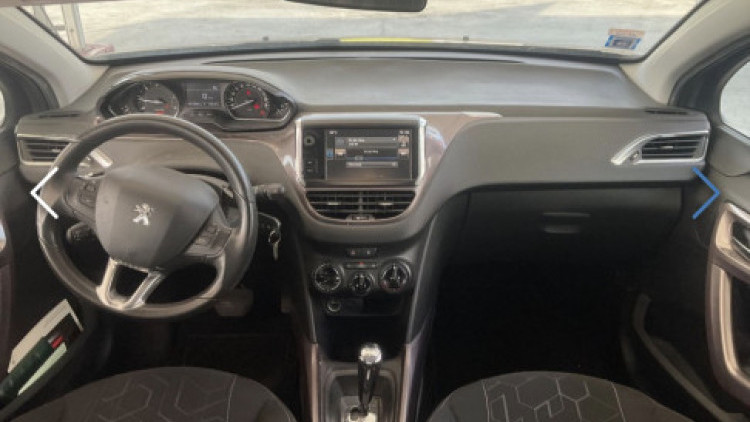 Peugeot 2008 1.6 e-HDI ACTIVE