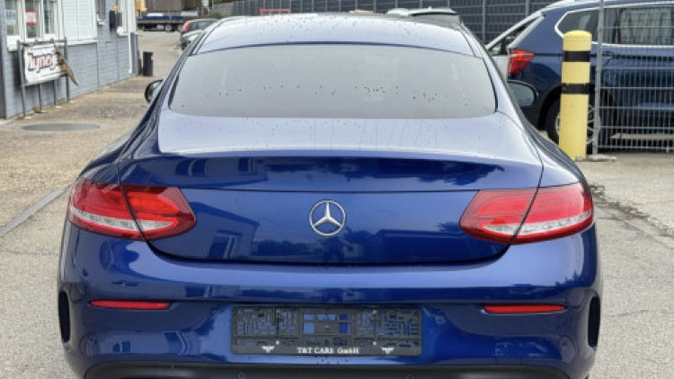 Mercedes-Benz Classe C 220 COUPE AMG LINE