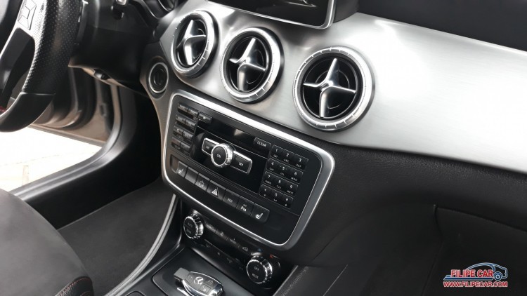 Mercedes-Benz Classe CLA 220 CDI AMG