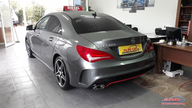 Mercedes-Benz Classe CLA 220 CDI AMG