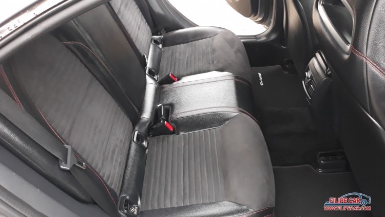 Mercedes-Benz Classe CLA 220 CDI AMG