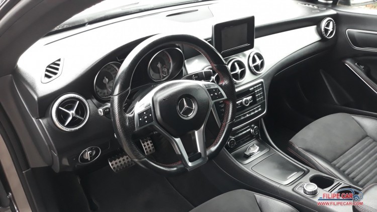 Mercedes-Benz Classe CLA 220 CDI AMG