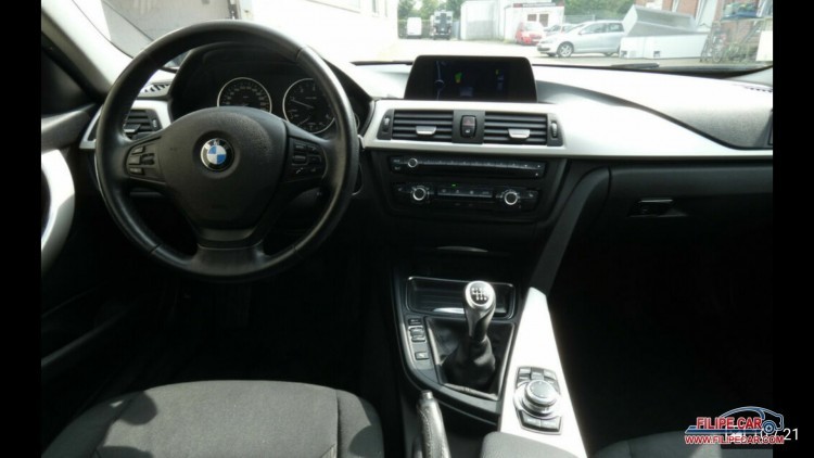 BMW S&eacute;rie 3 - 318 TOURING