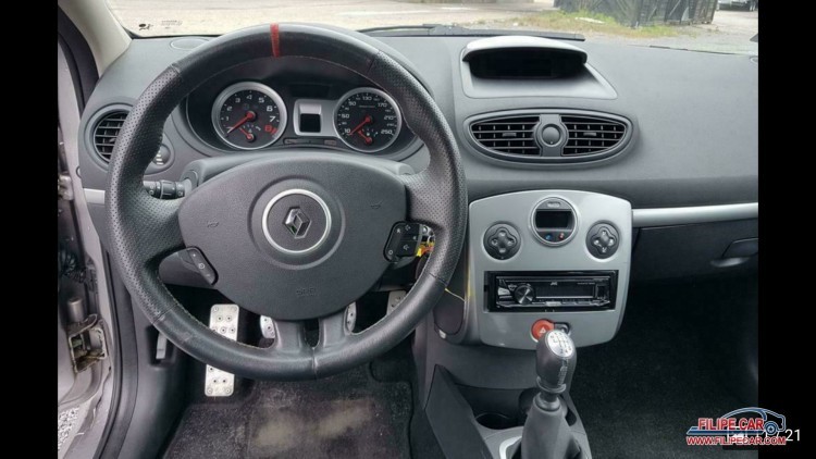 Renault Clio 2.0 RS