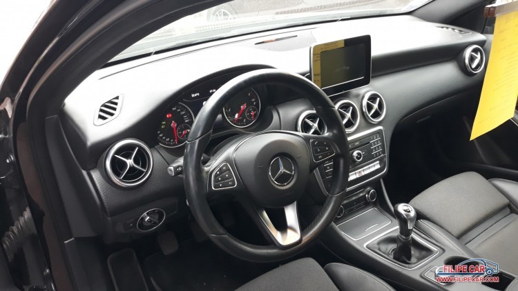 Mercedes-Benz Classe A 180 Pack A45 AMG