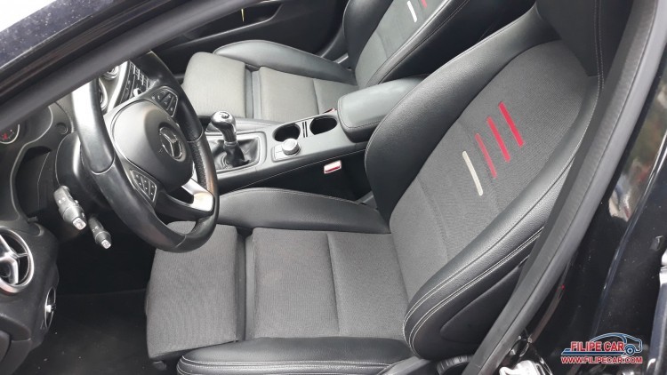 Mercedes-Benz Classe A 180 Pack A45 AMG
