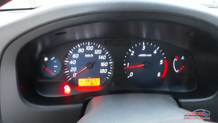 Nissan NP300 2.5 TURBO