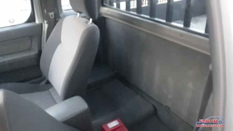 Nissan NP300 2.5 TURBO