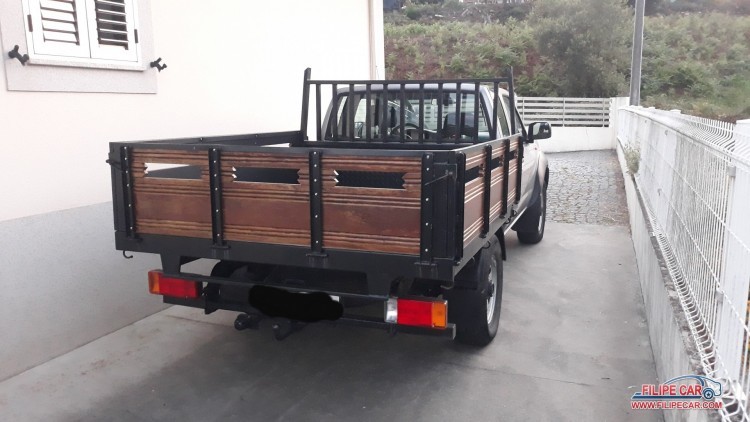 Nissan NP300 2.5 TURBO