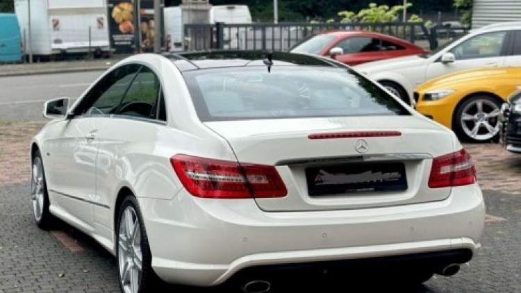Mercedes-Benz Classe E 250 CDI PACK AMG