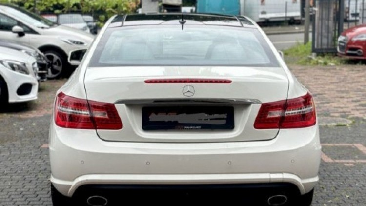 Mercedes-Benz Classe E 250 CDI PACK AMG
