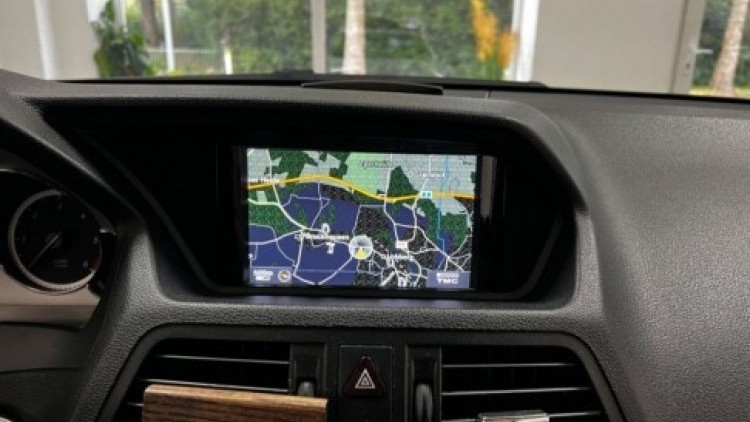 Mercedes-Benz Classe E 250 CDI PACK AMG