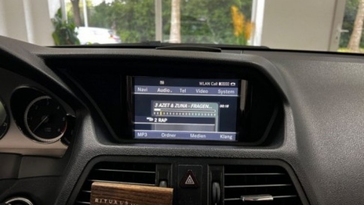 Mercedes-Benz Classe E 250 CDI PACK AMG