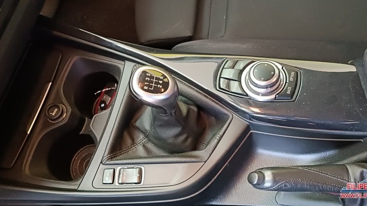 BMW S&eacute;rie 1 - 118 SPORT LINE