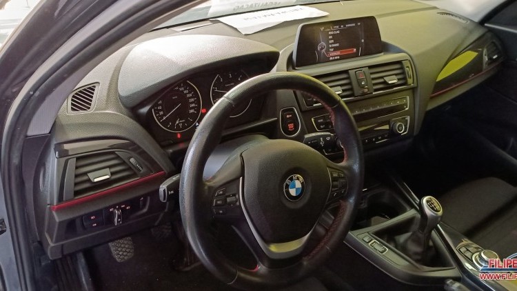 BMW S&eacute;rie 1 - 118 SPORT LINE