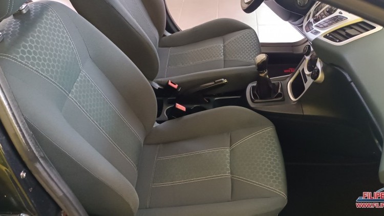 Ford Fiesta 1.4 TDCI TITANIUM