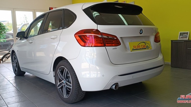 BMW S&eacute;rie 2 - 218 SPORT TOUER