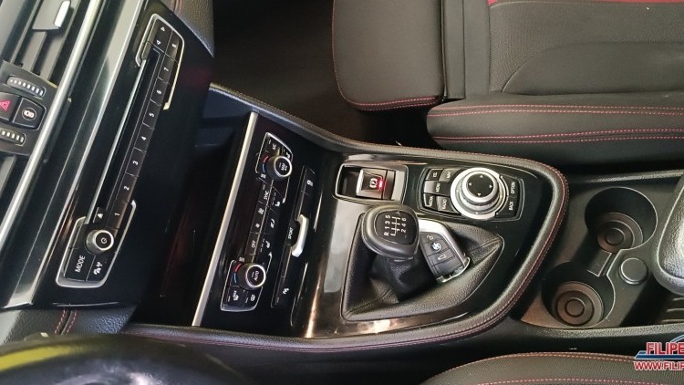 BMW S&eacute;rie 2 - 218 SPORT TOUER