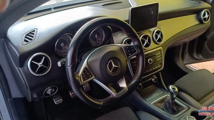 Mercedes-Benz Classe CLA 200 CDI PACK AMG