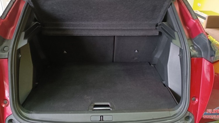 Peugeot 2008 BLUE HDI ALLURE PACK EAT8