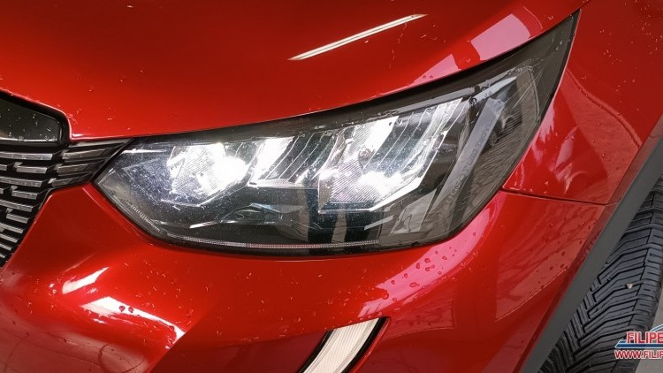 Peugeot 2008 BLUE HDI ALLURE PACK EAT8