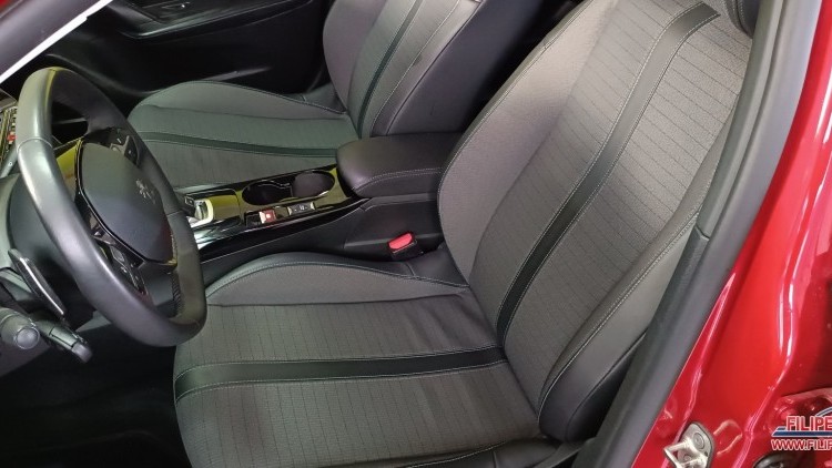 Peugeot 2008 BLUE HDI ALLURE PACK EAT8