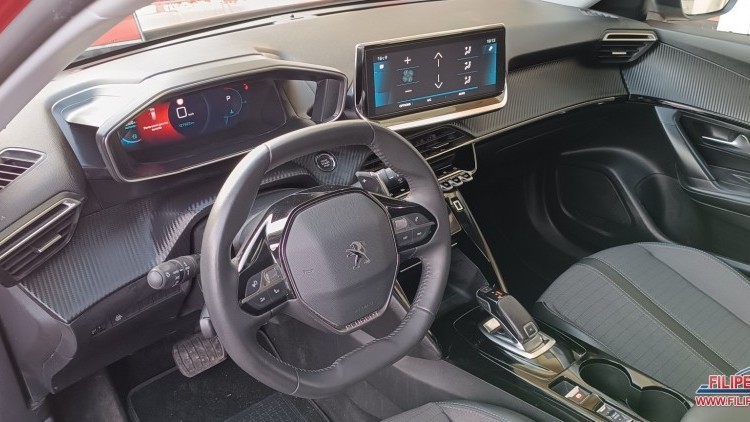 Peugeot 2008 BLUE HDI ALLURE PACK EAT8